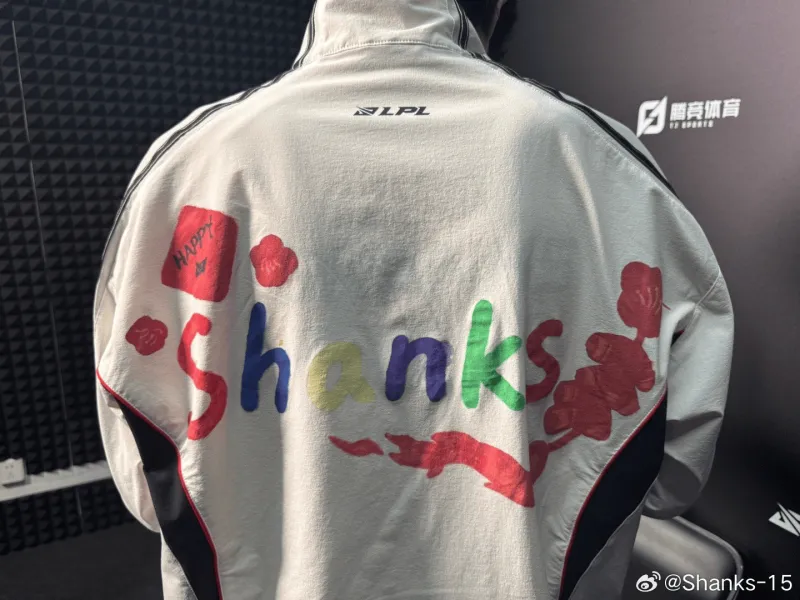 开云体育下载-Shanks：常规赛最后一场赢下来很开心，感谢大家支持我们